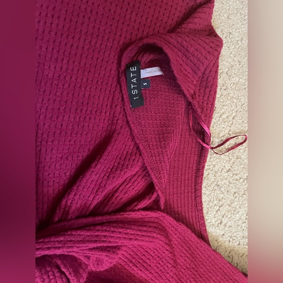 1.STATE New Women's V-Neck Waffle Weave Sweater 3/4 sleeves Maroon Size S Hi-Lo - Picture 3 of 10